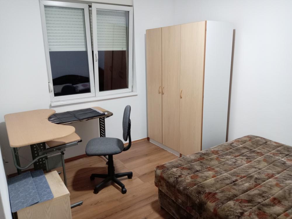 Slika 5 - beogradska 11, Četvorosoban stan za izdavanje, 120m2, 600€